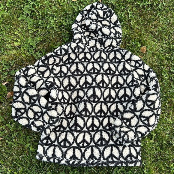 Pacsun peace zip up hoodie - Picture 9 of 9